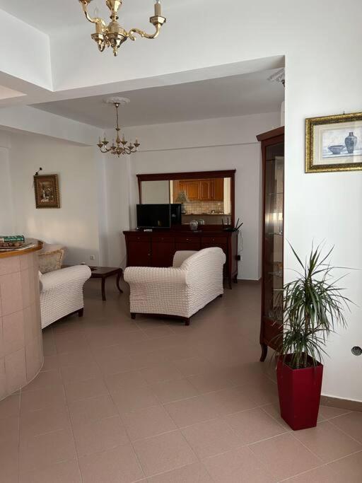 Fotini'S Apartment Naxos City Extérieur photo